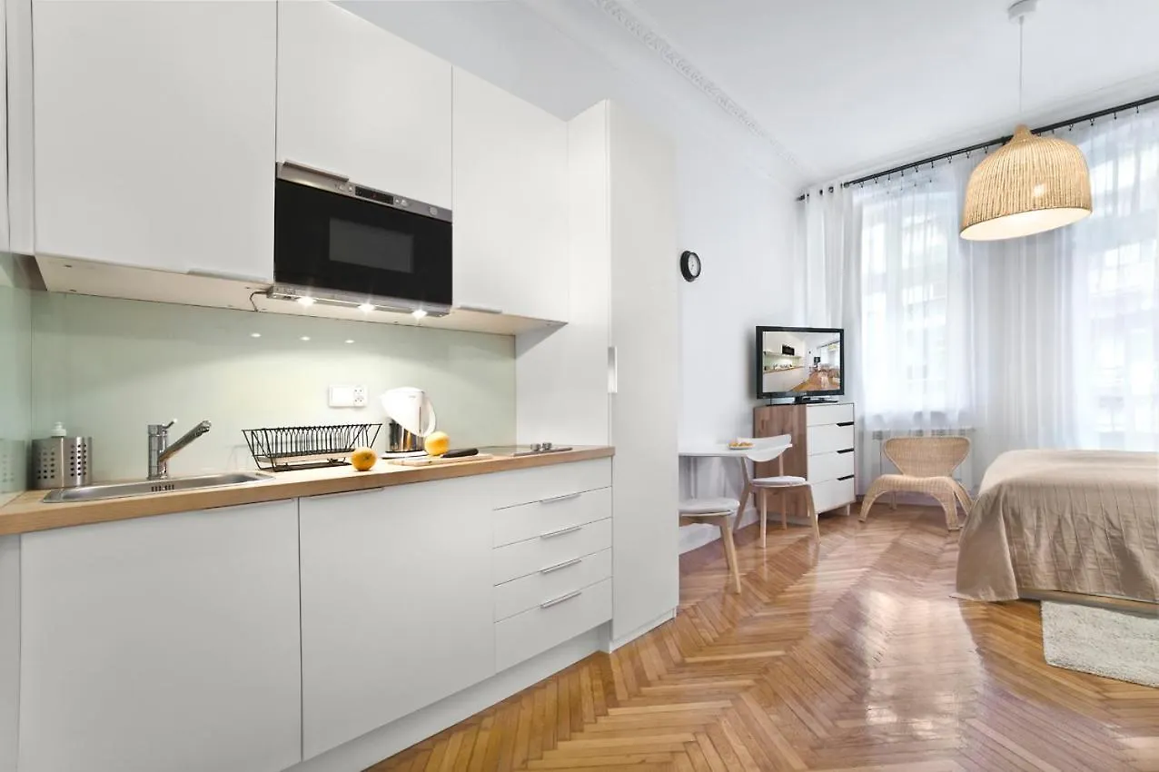 Apartamenty Pomaranczarnia Poznan Апартаменты