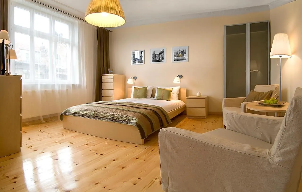 Apartamenty Pomaranczarnia Poznan Апартаменты