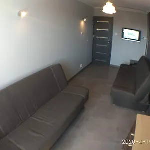 2120 Przyjazni 4 - Tanie - Samodzielne Zameldowanie - Self Check In Проживание в семье